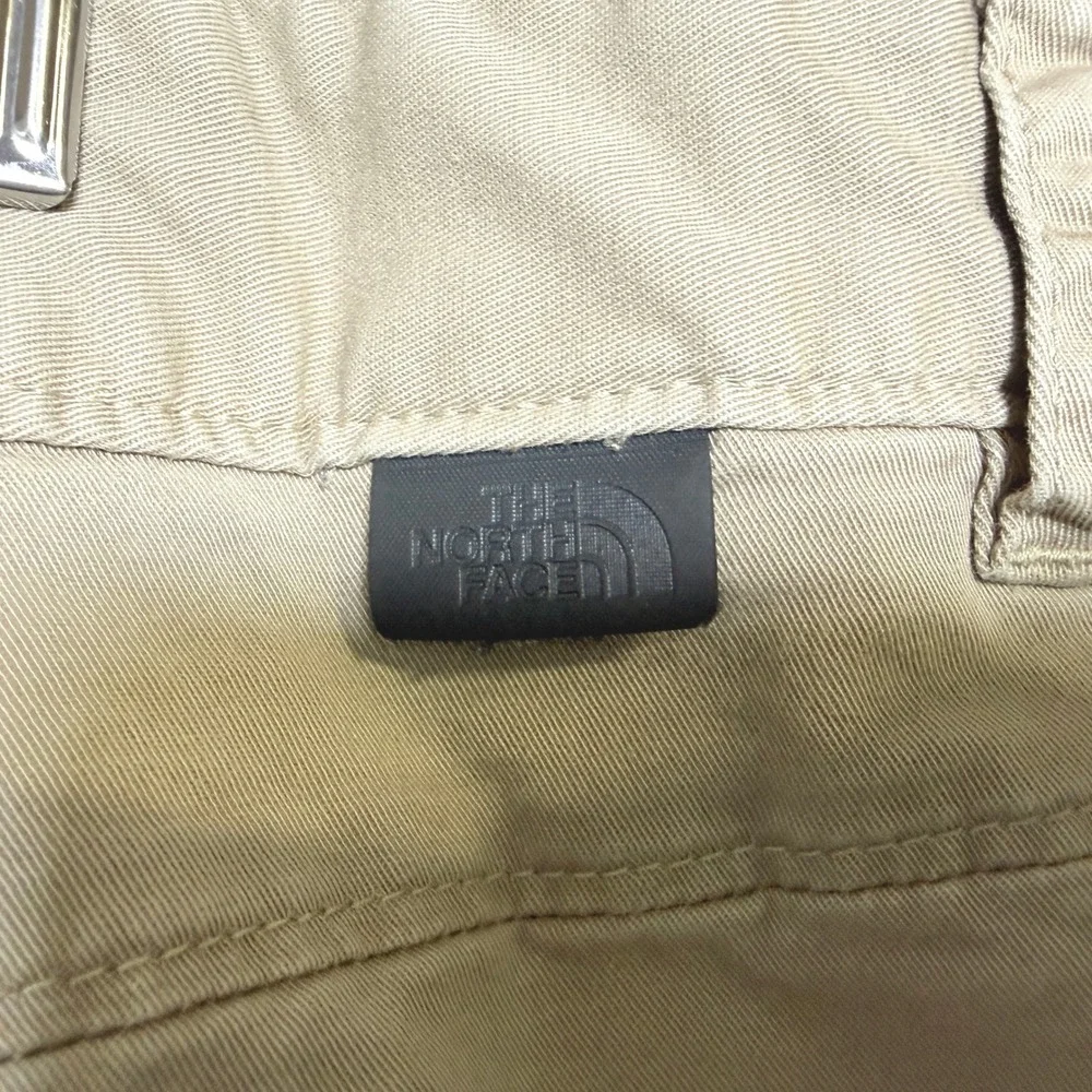 The North Face Mens Khaki Chino Shorts Size 40 Tan Hiking Casual Stretch Cotton